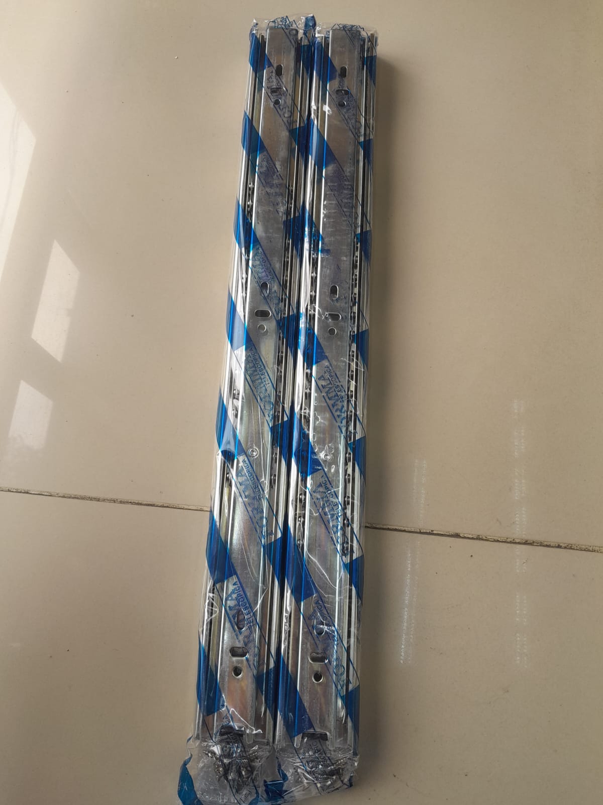 CORREDERAS FORMA DE 16" O 40CM X JUEGO