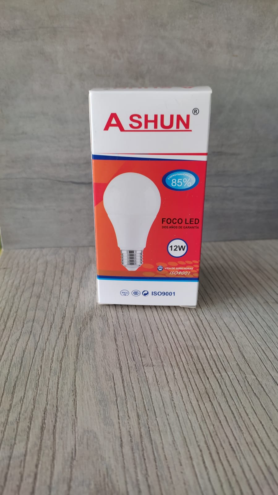 FOCO LED DE 9 WATS WELLMAX X UND.
