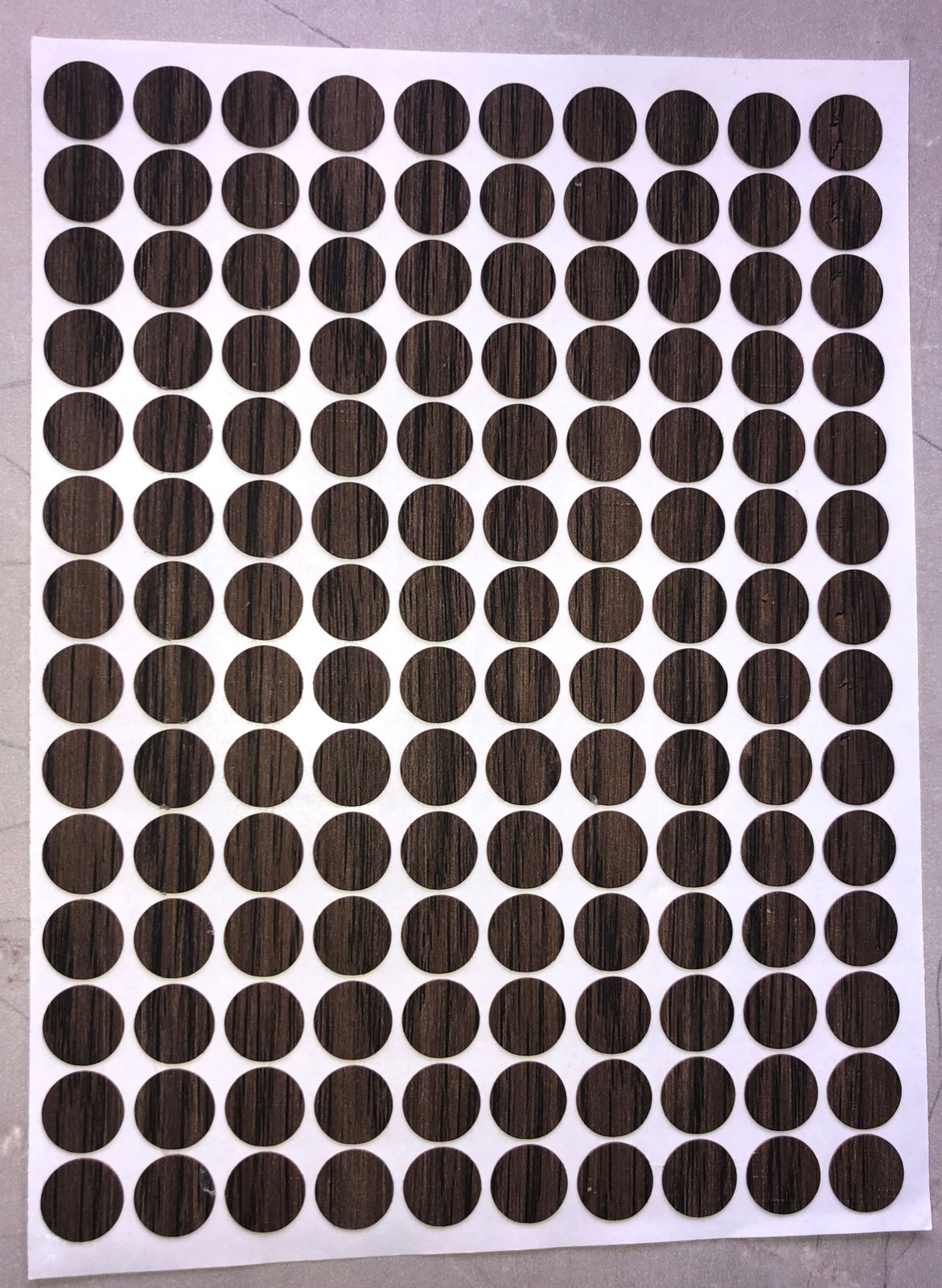 TAPITAS ADHESIVAS COLOR COÑAC X PLANCHA