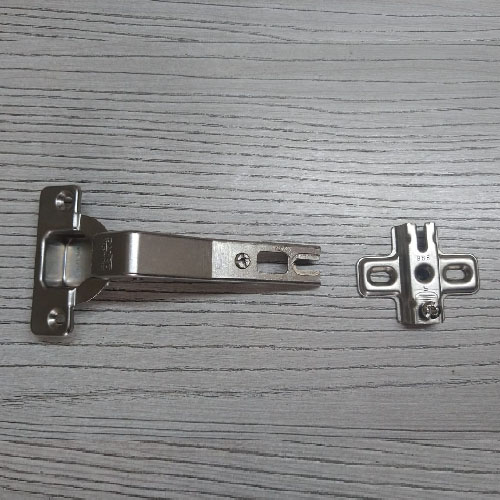 BISAGRA 45° CENTRAL DANCO X UND.